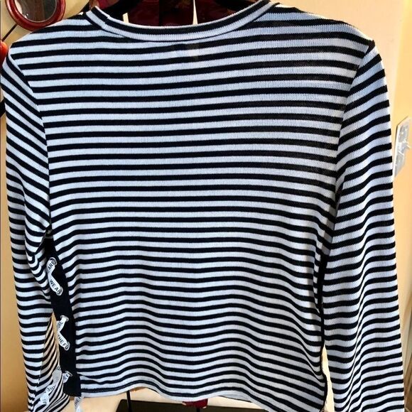 NEW DIVIDED LIGHTWEIGHT CRISS-CROSS TIE SWEATER M - Picture 8 of 11